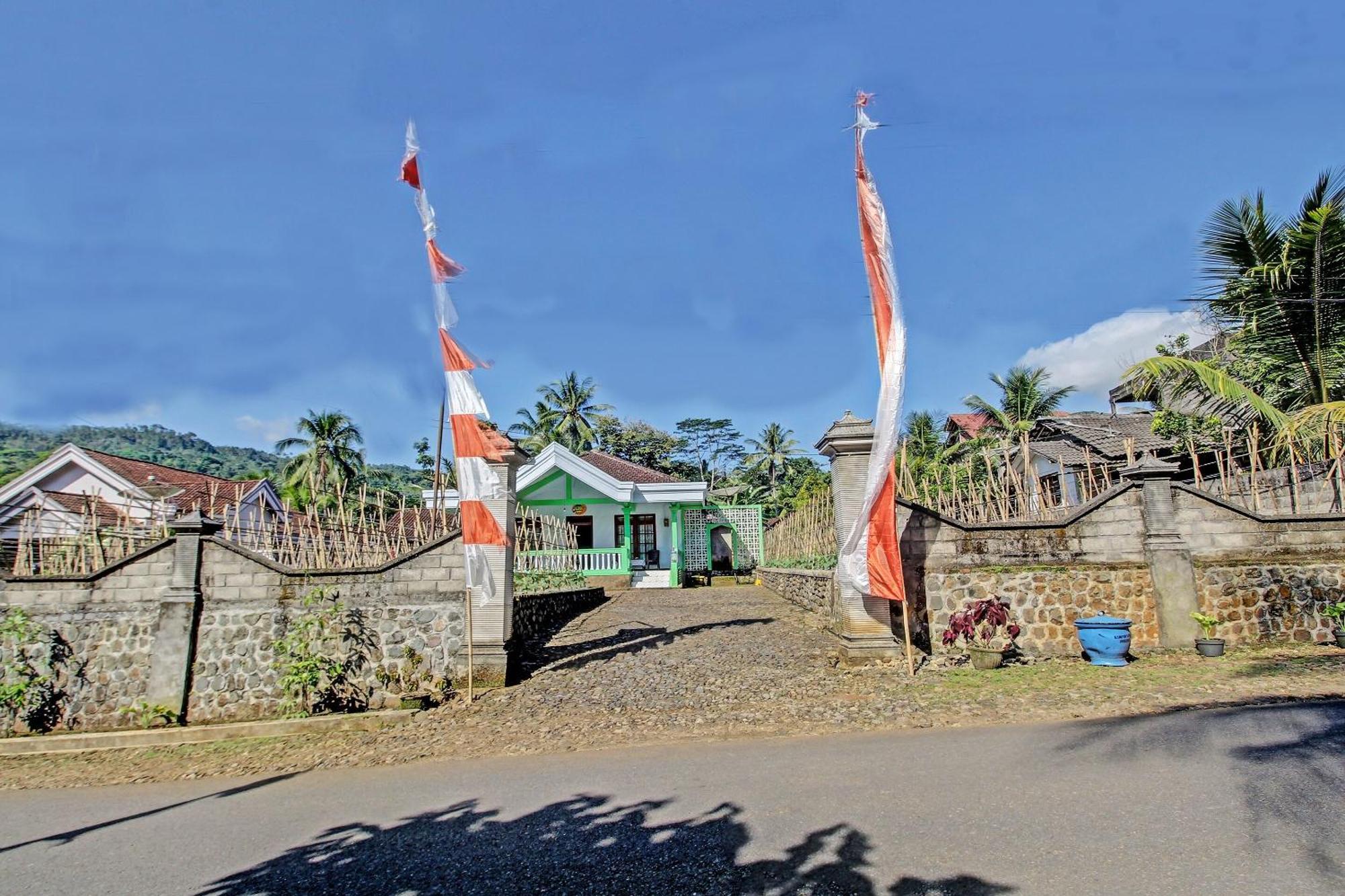 Spot On 91214 Desa Wisata Pandean Hotel Trenggalek Luaran gambar